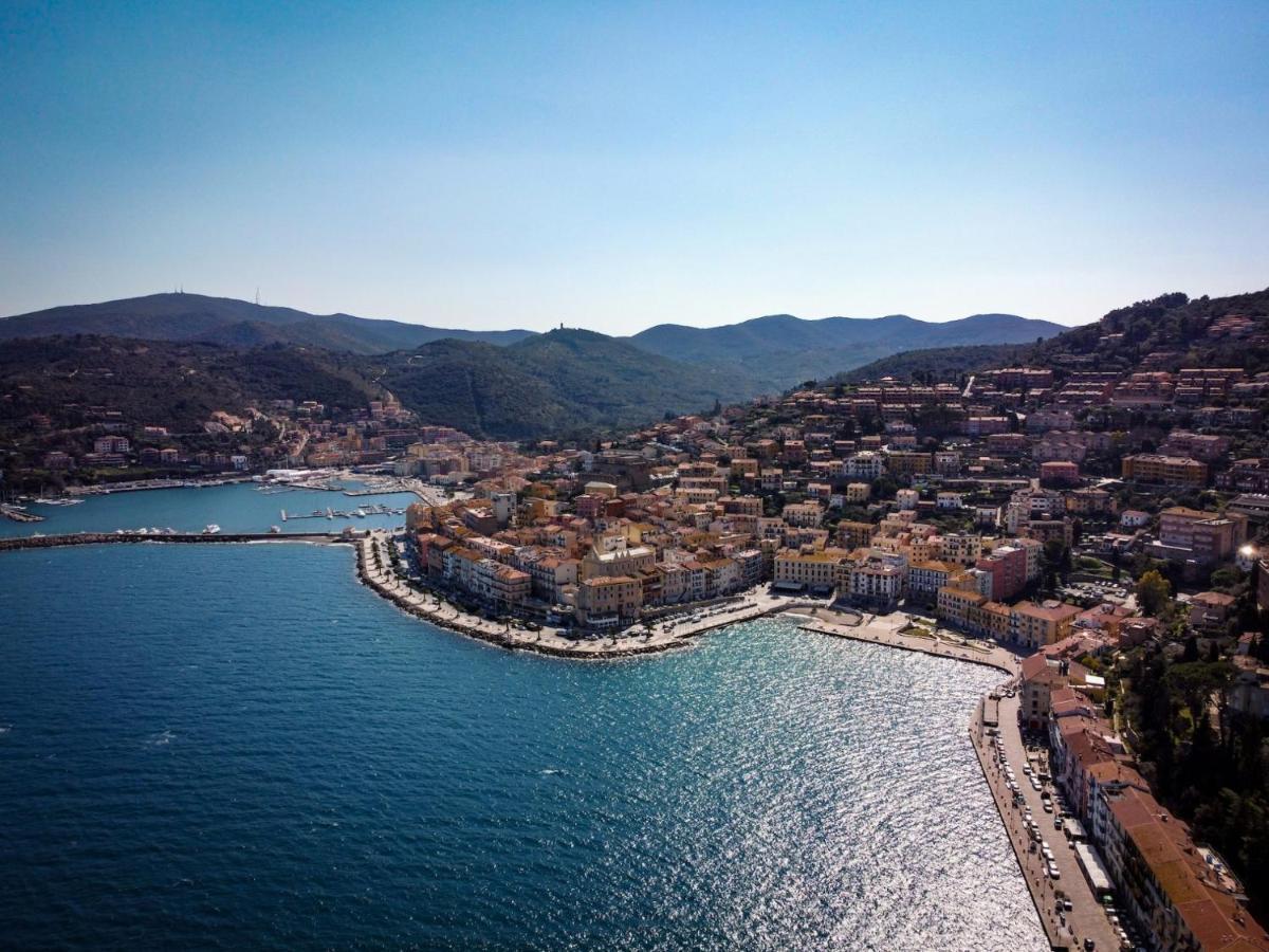 شقة Monolocale Mansarda A Porto Santo Stefano Argentario المظهر الخارجي الصورة